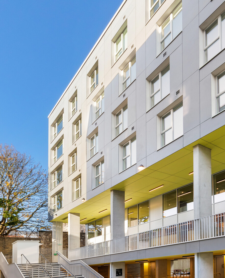 82928 R 9 721A0261 VS2